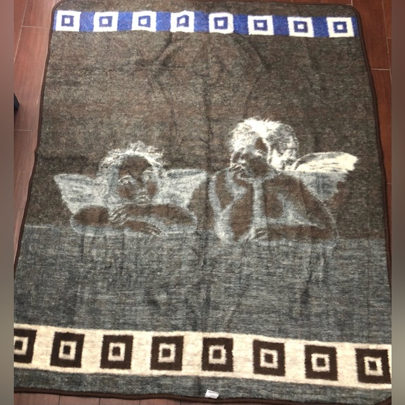 Cherubic Design Cream and Brown Throw Blanket Homeware - Picture 7 of 9